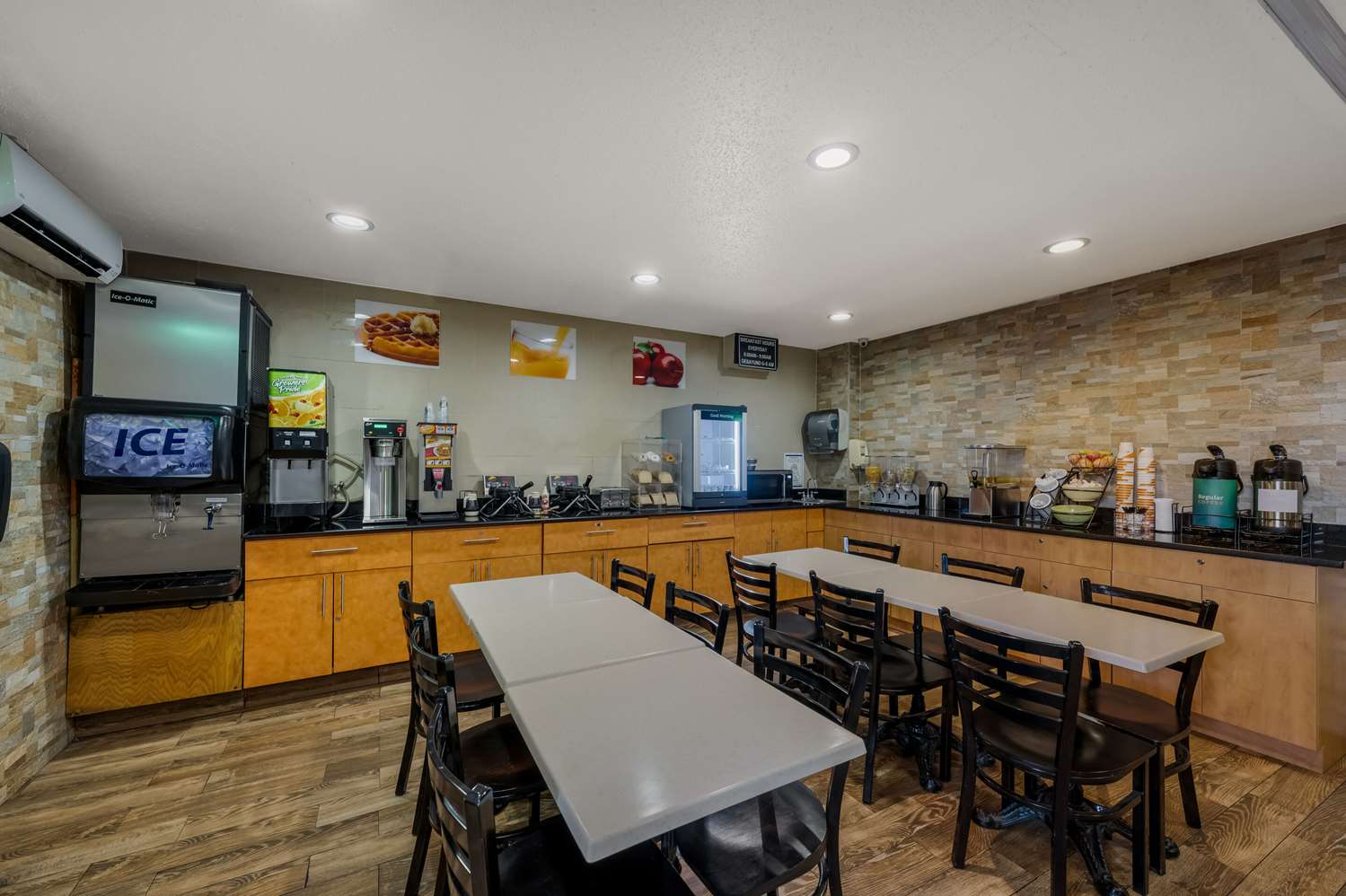 Quality Inn JFK Airport Rockaway Blvd 12/18