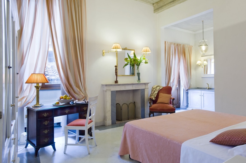 Alloro B&B 8/45