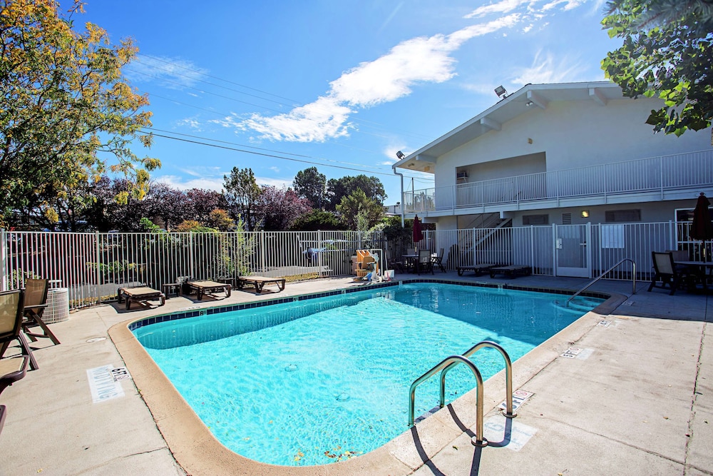 Motel6 Prescott, AZ 46/58