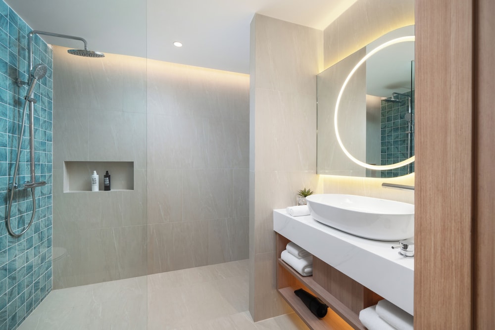 ibis Styles Phuket Bangtao 49/51