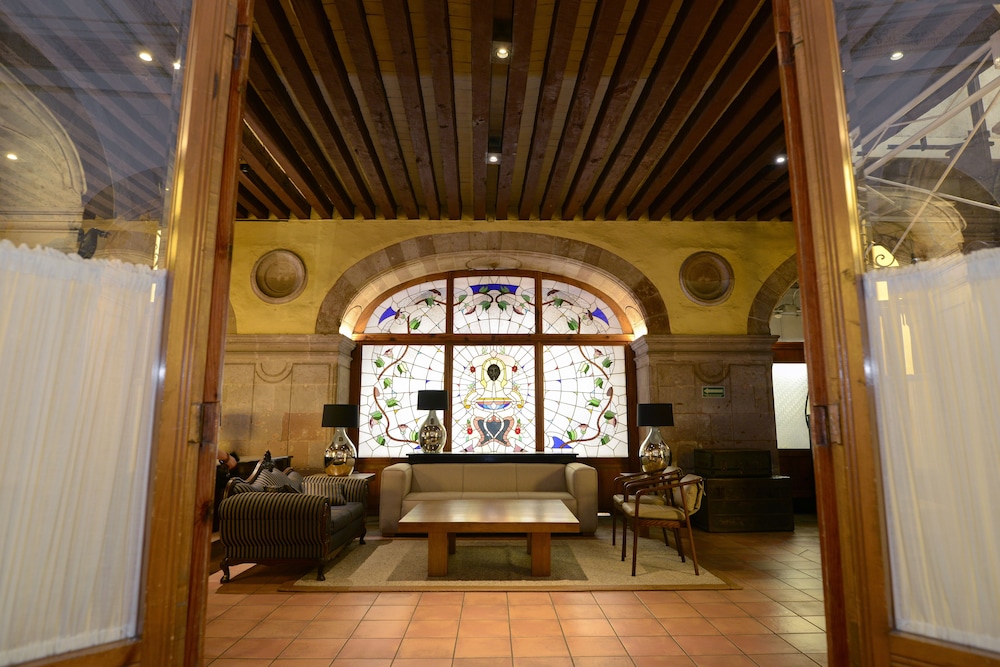 Los Juaninos Hotel 7/71