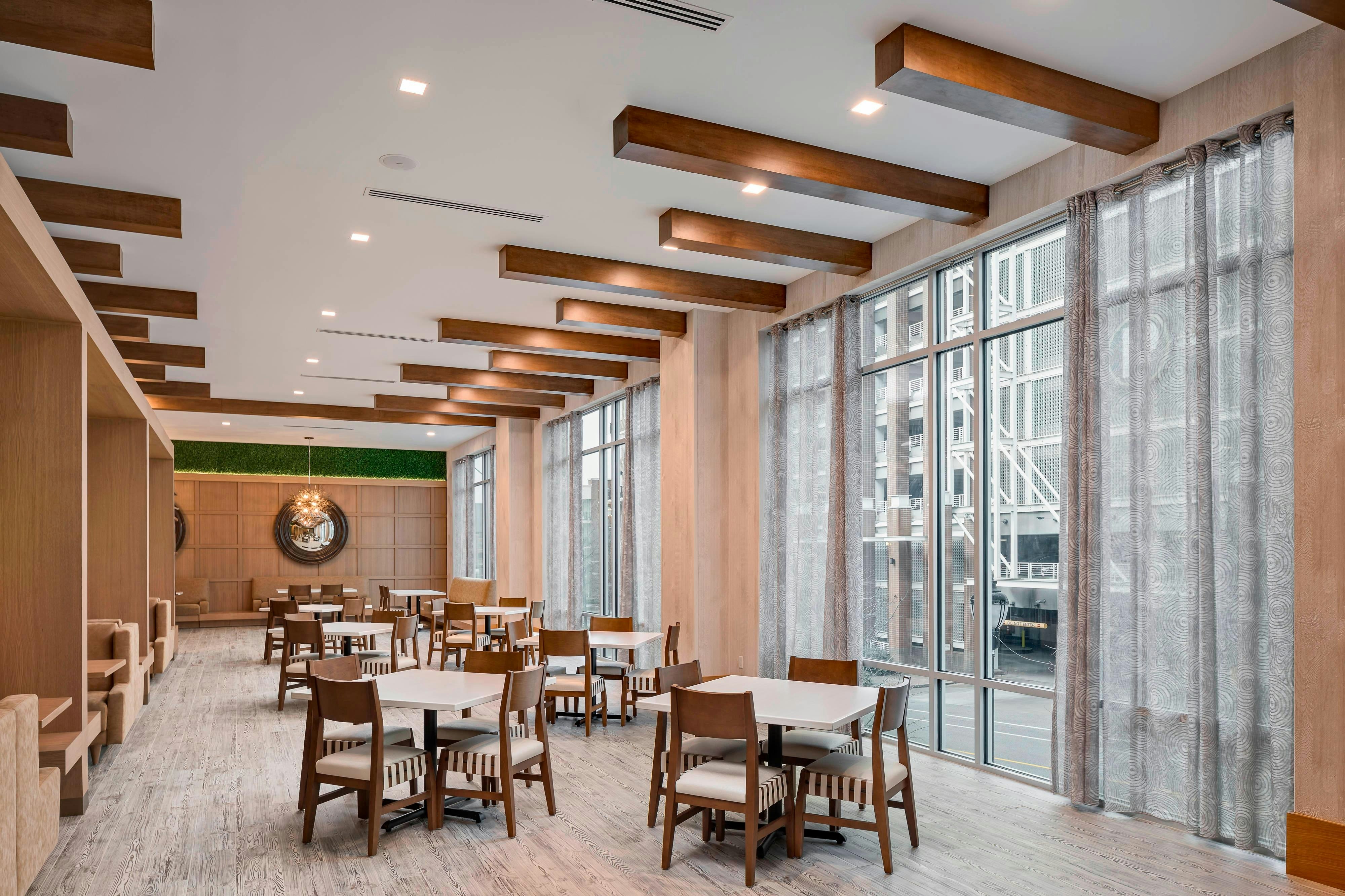 Residence Inn By Marriott Downtown Greenville 48/60