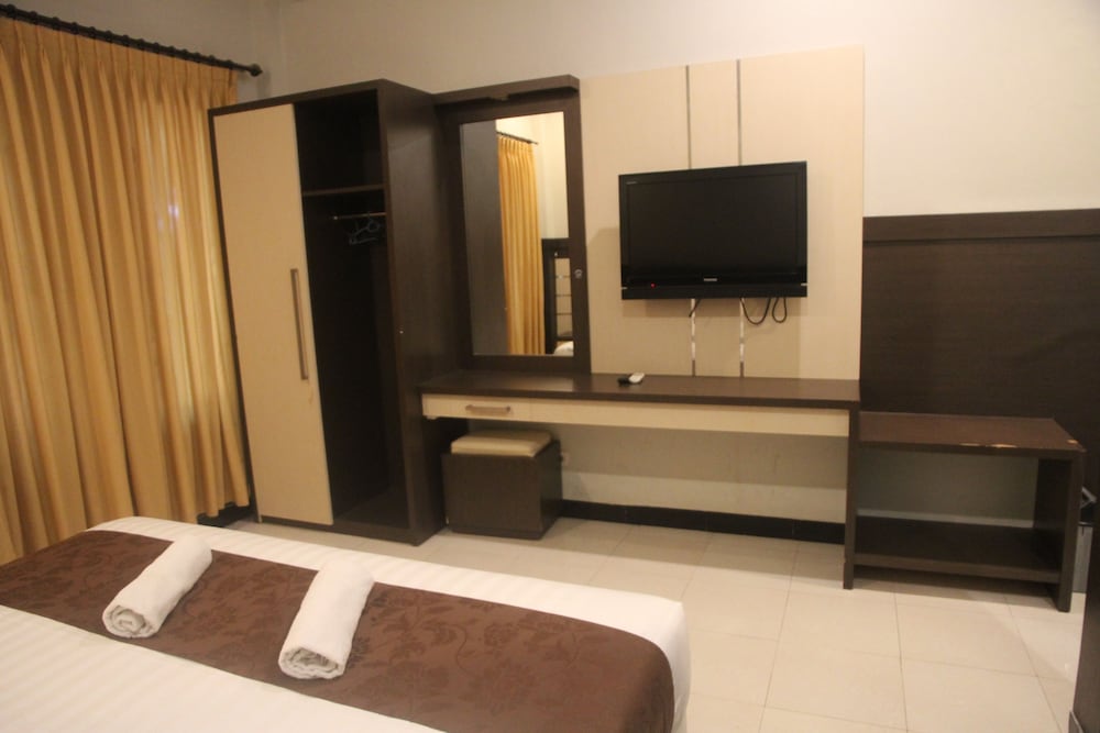 PURI SENGGIGI HOTEL 13/22