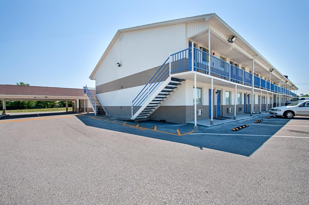 Motel 6 Charles Town Wv 53/60