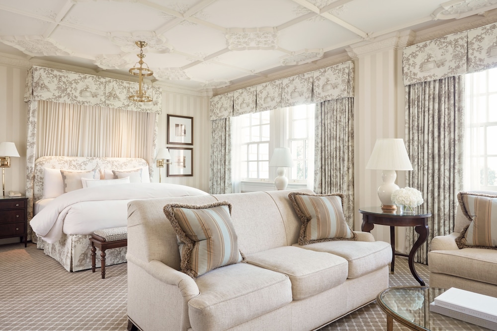 The Hay-Adams 29/51