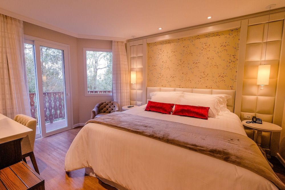 HOTEL JARDINS DA COLINA 24/76