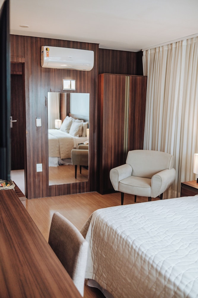 Hotel Serrano 17/54