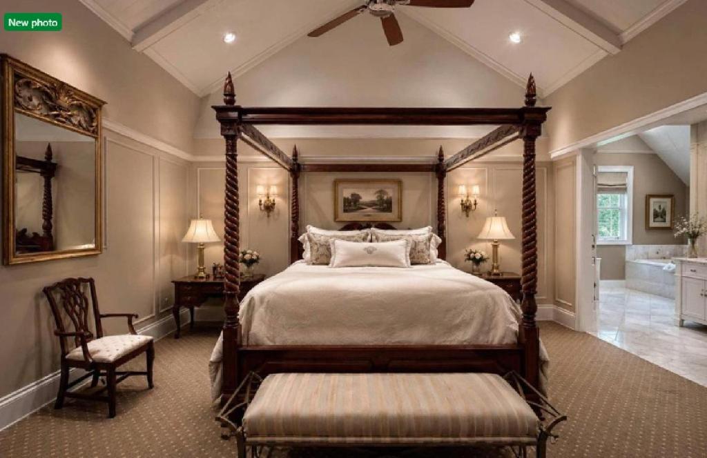 Upgrade, Suite, King Bed