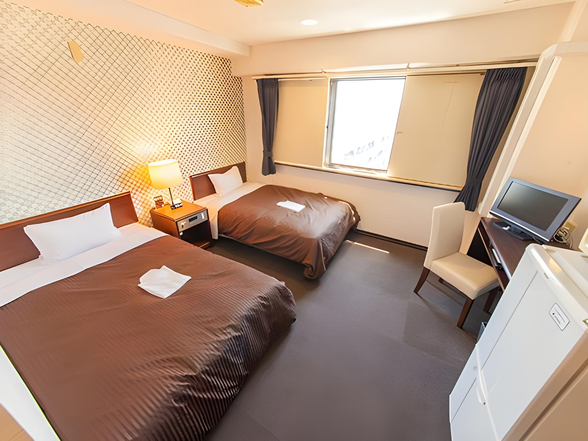 Semi Room, 2 Semi Double Beds, Smoking