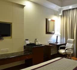 Deluxe, Double Bed