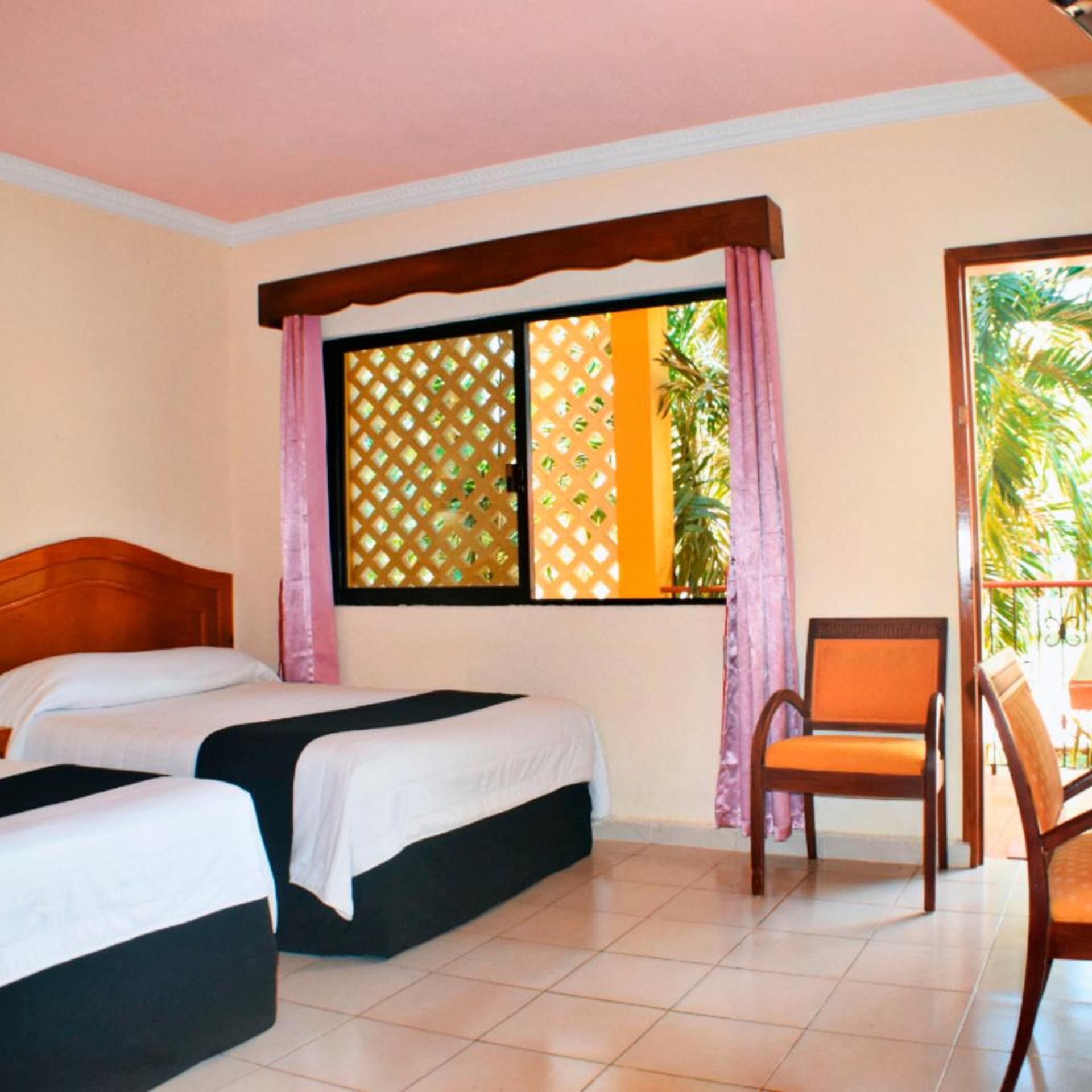 Hotel Hacienda Sanchez 28/69
