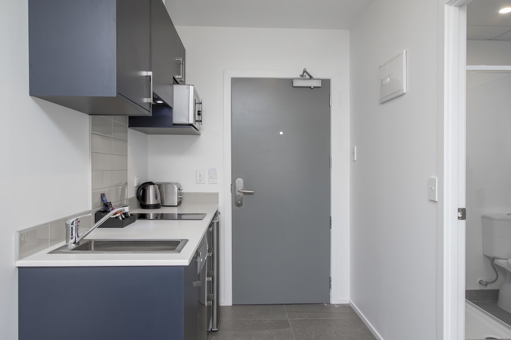 Ramada Suites by Wyndham Auckland Manukau Pacfic Centre 50/64