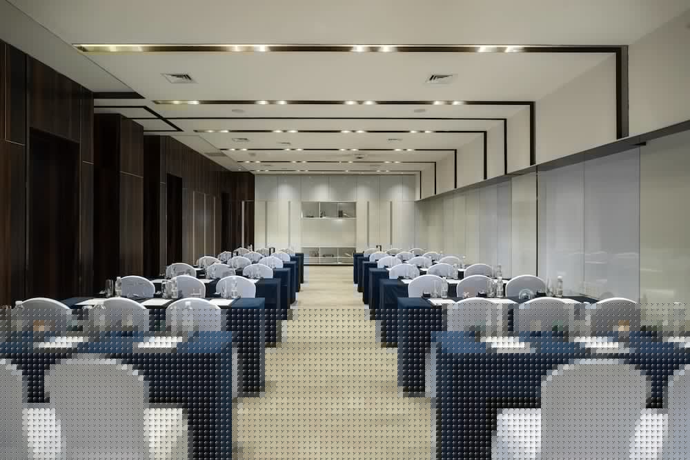 Renaissance Shenyang West Hotel 44/45