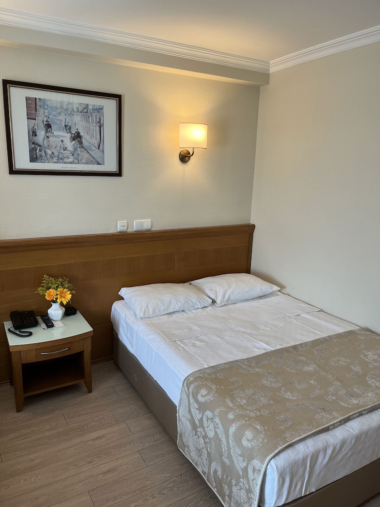 Yavuz Otel 26/49