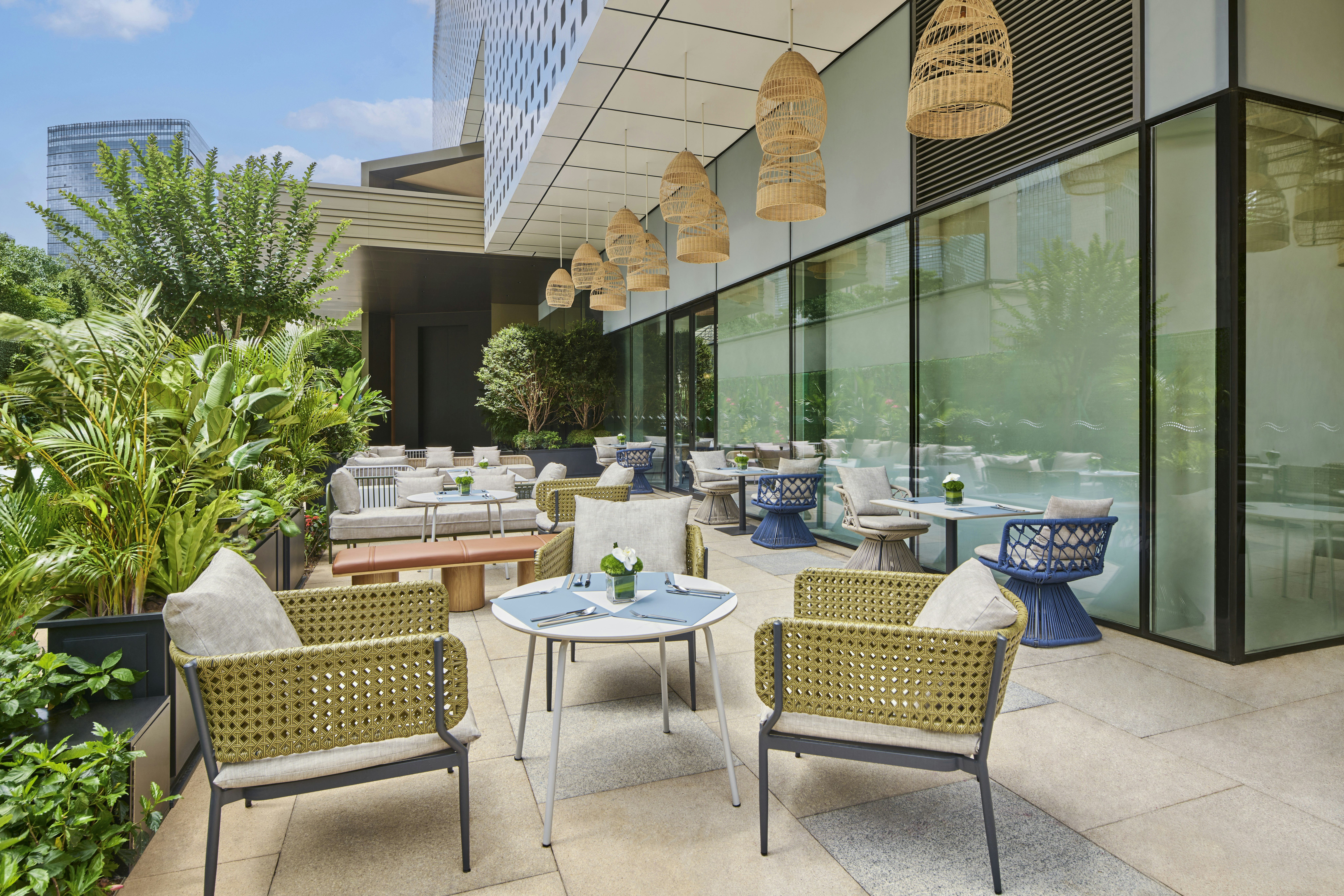 DoubleTree by Hilton Shenzhen Bay 26/31