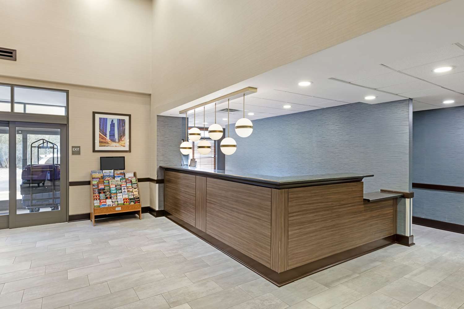 Comfort Inn & Suites Arlington Heights - Schaumburg 1/16