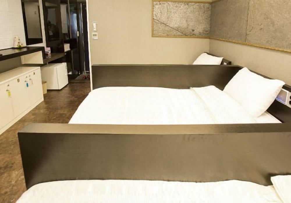 Hotel Major 2 51/51