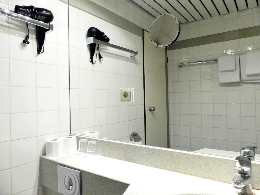 Hotel Konigshof The Arthouse 43/49