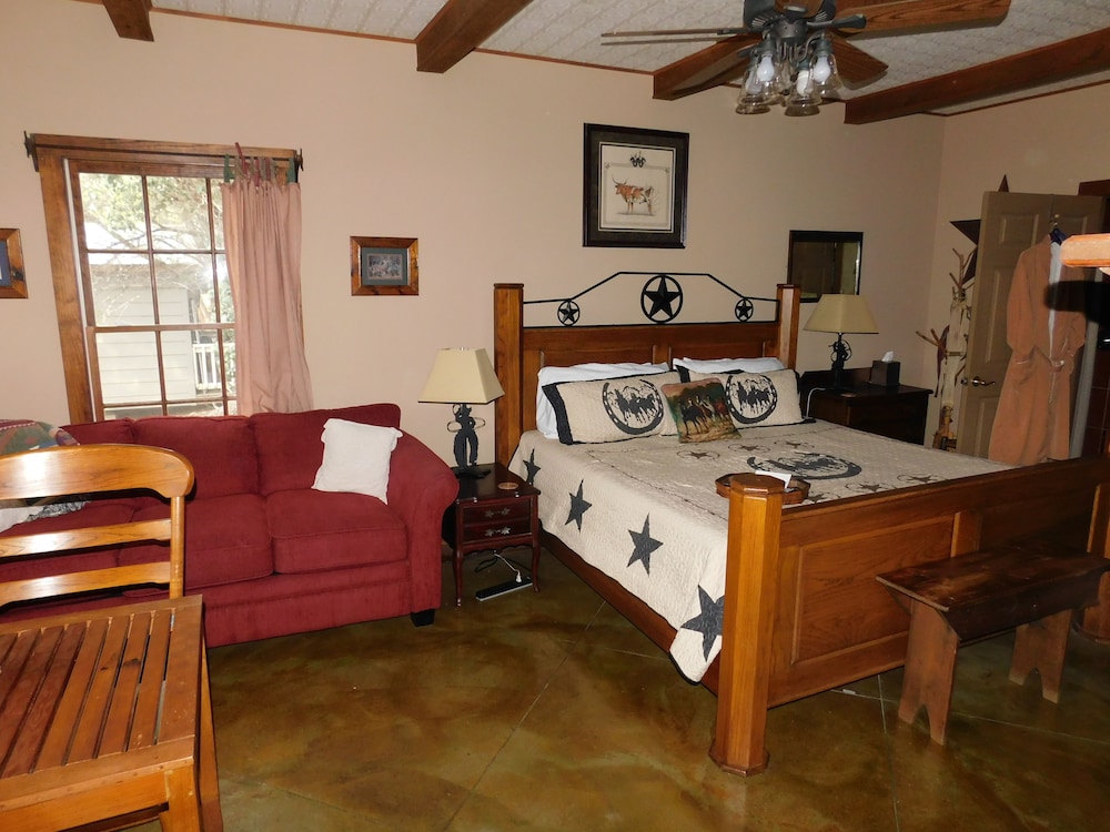 Equinox Inn at Biscuit Hill 19/65