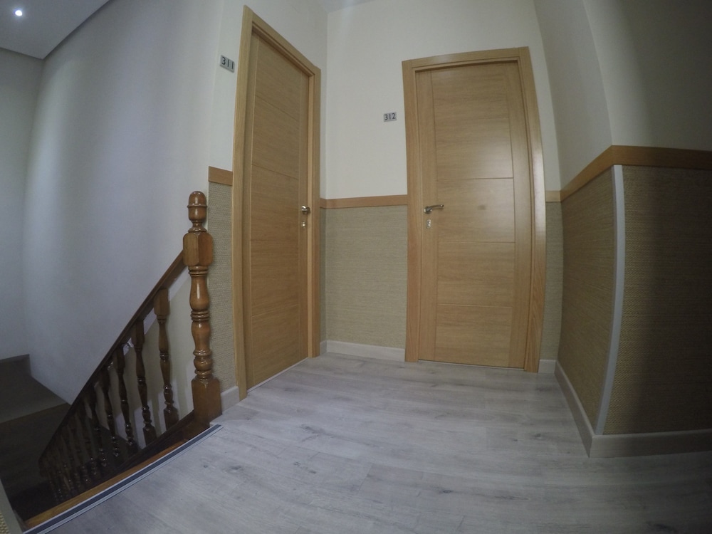 Hostal El Pilar 39/68