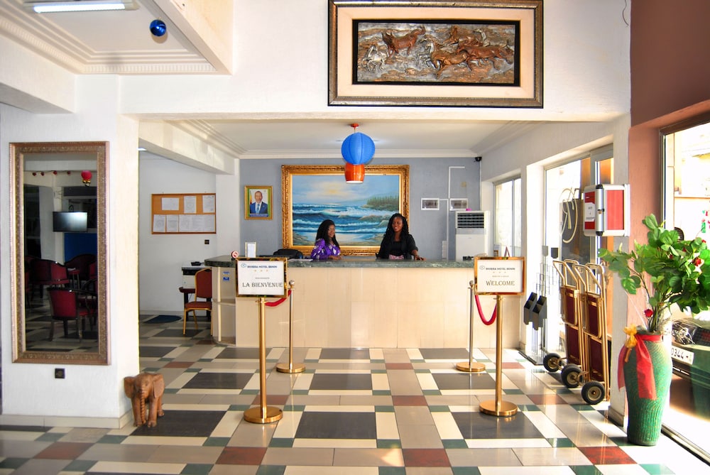 Riviera Hotel Benin 3/42