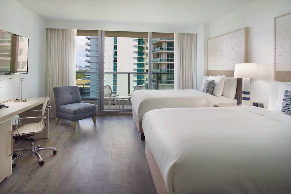 Room, 2 Queen Beds, Water View, Balcony
