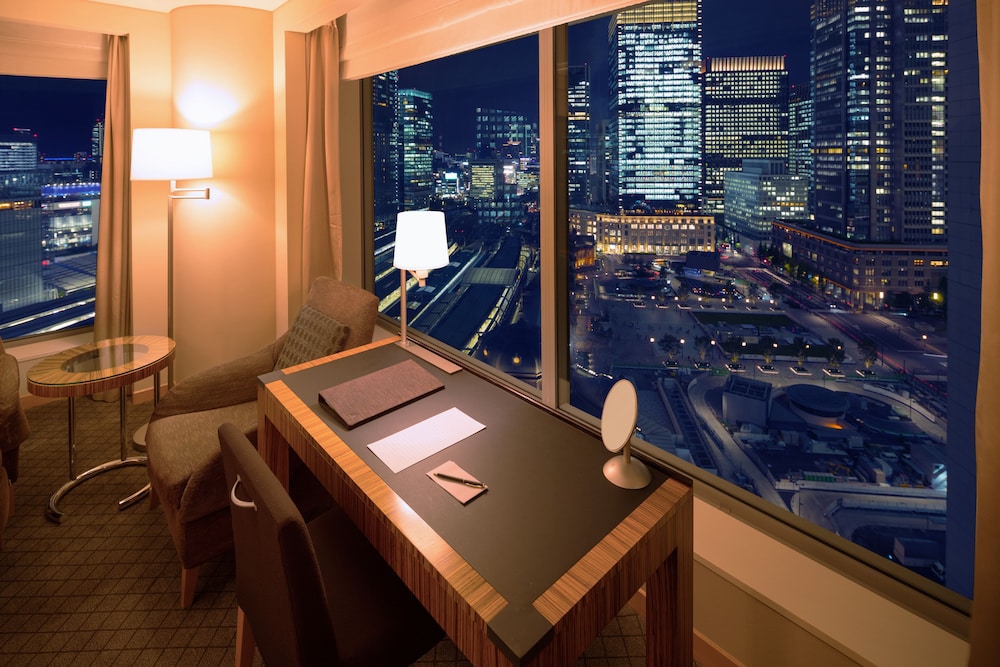 Marunouchi 47/67
