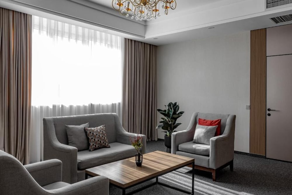 Mountain View Residence Hotel 36/58