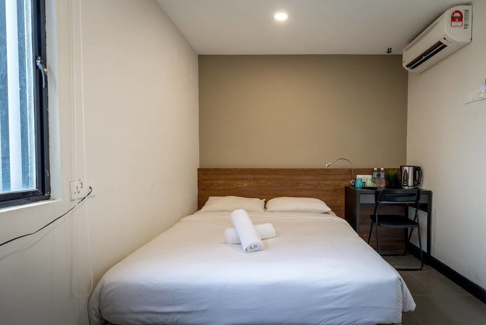 Max Hotel Subang Jaya 14/35