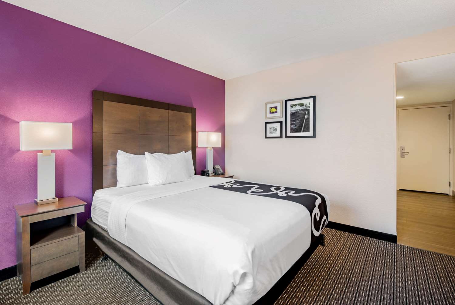 La Quinta Inn & Suites by Wyndham Baltimore BWI Airport 17/52