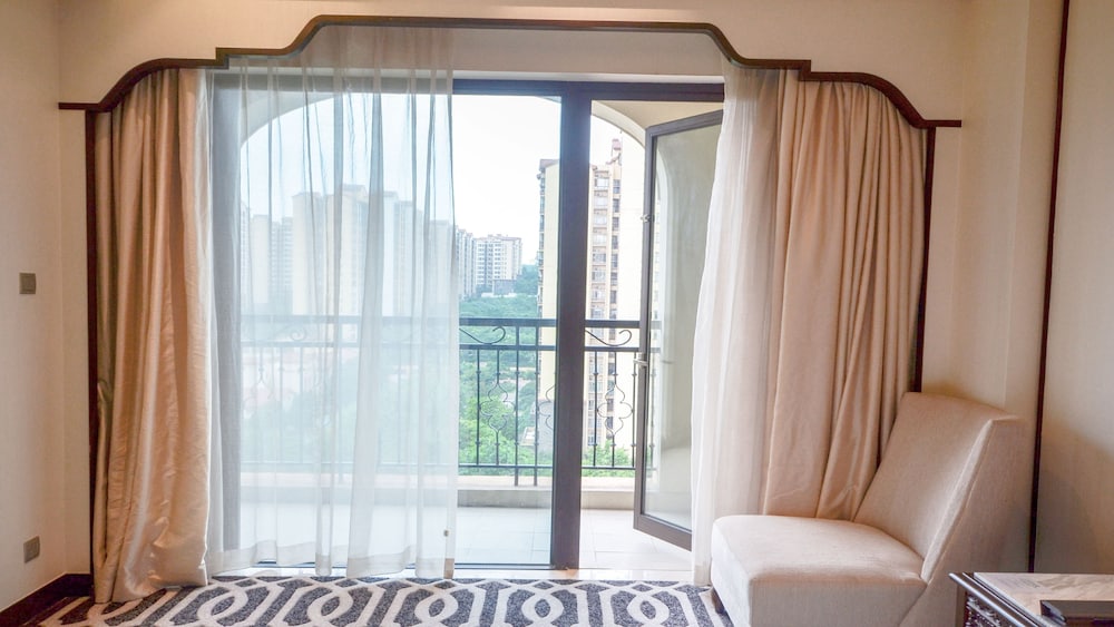 Holiday Inn Guangzhou Airport Zone 40/70