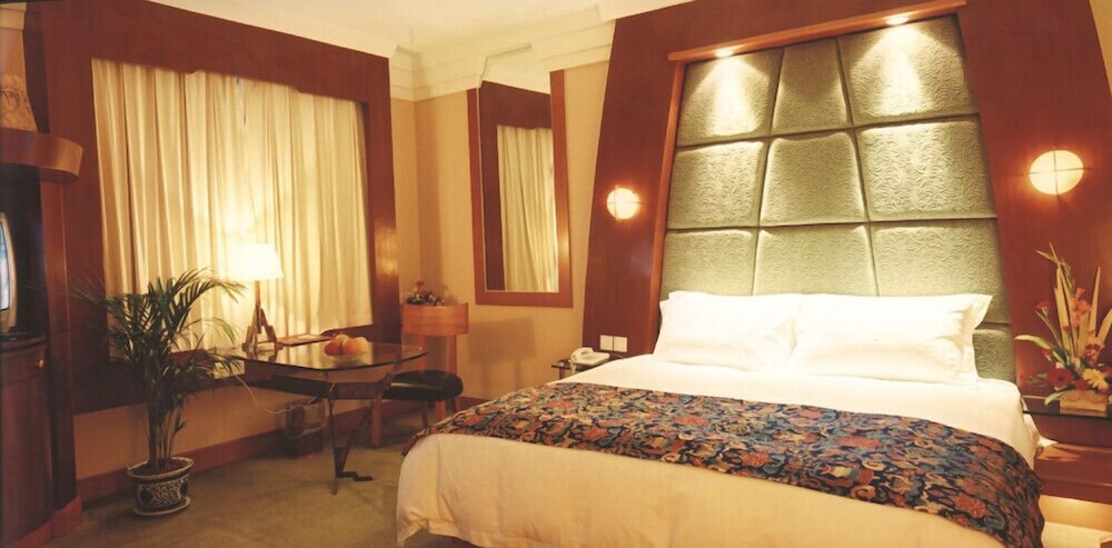 Tibet Hotel Chengdu 11/50