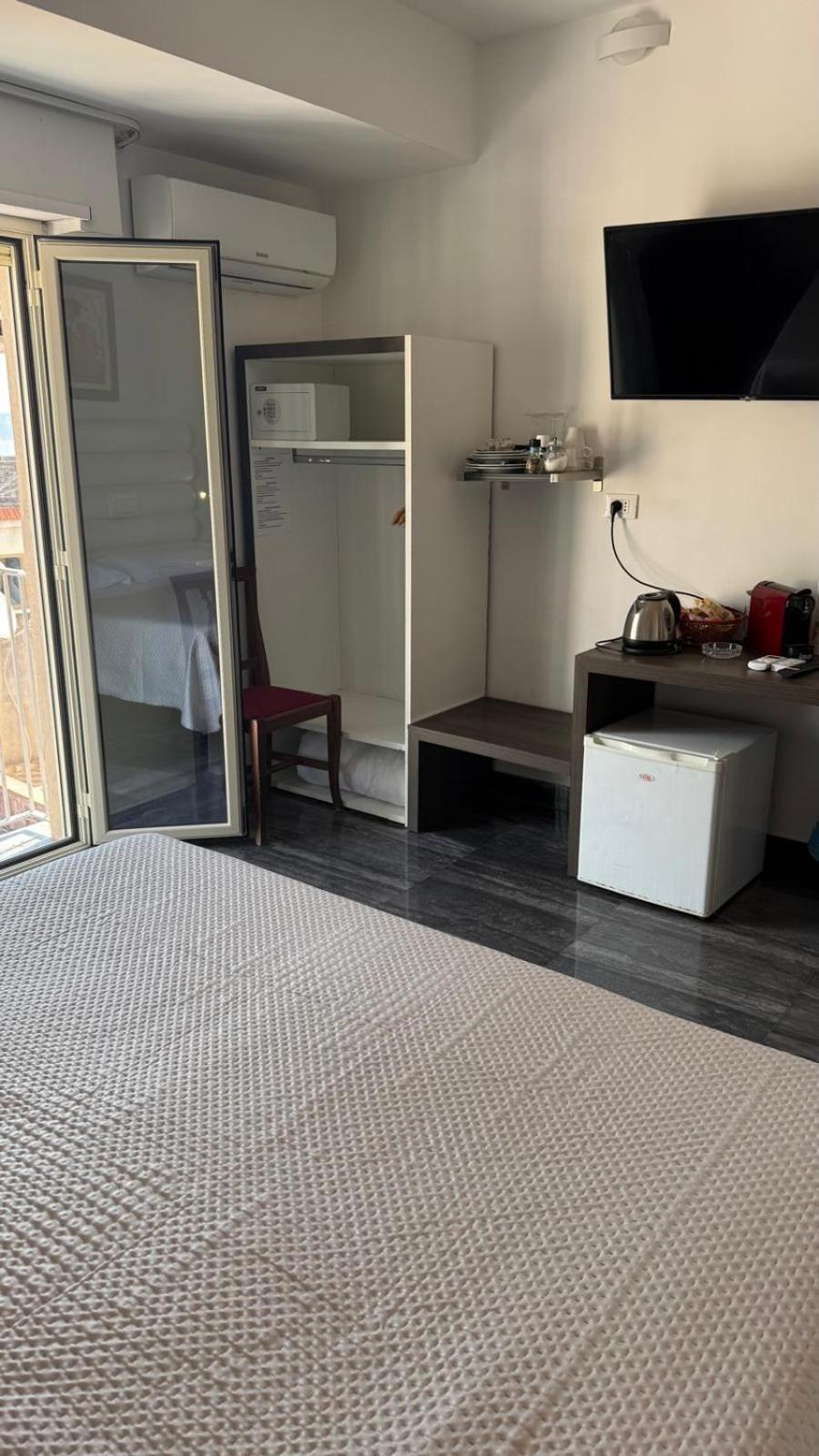 ApartHotel Tysandros 40/50