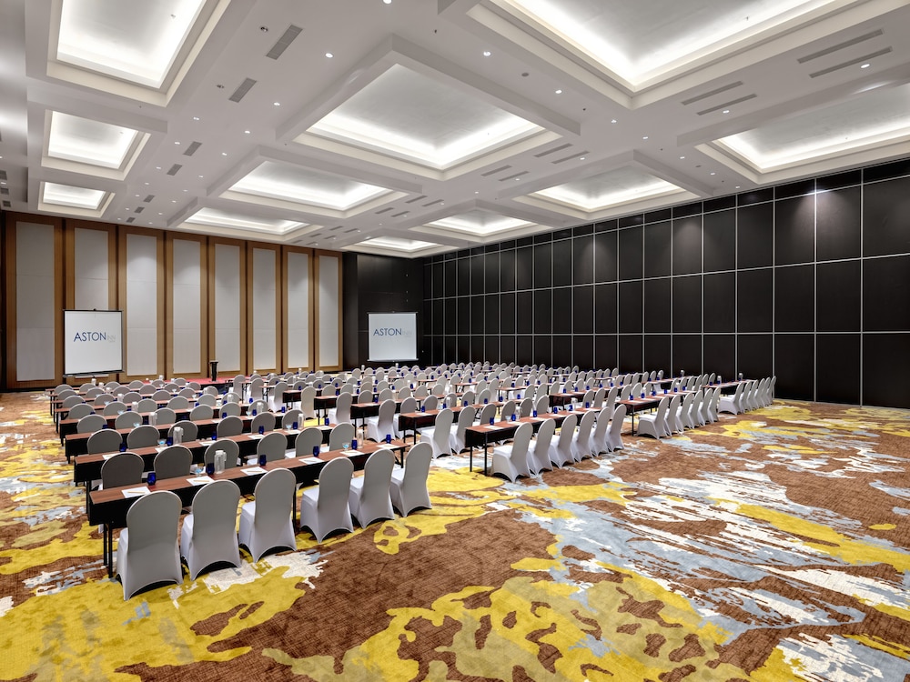 Aston Gresik Hotel & Conference Center 47/59