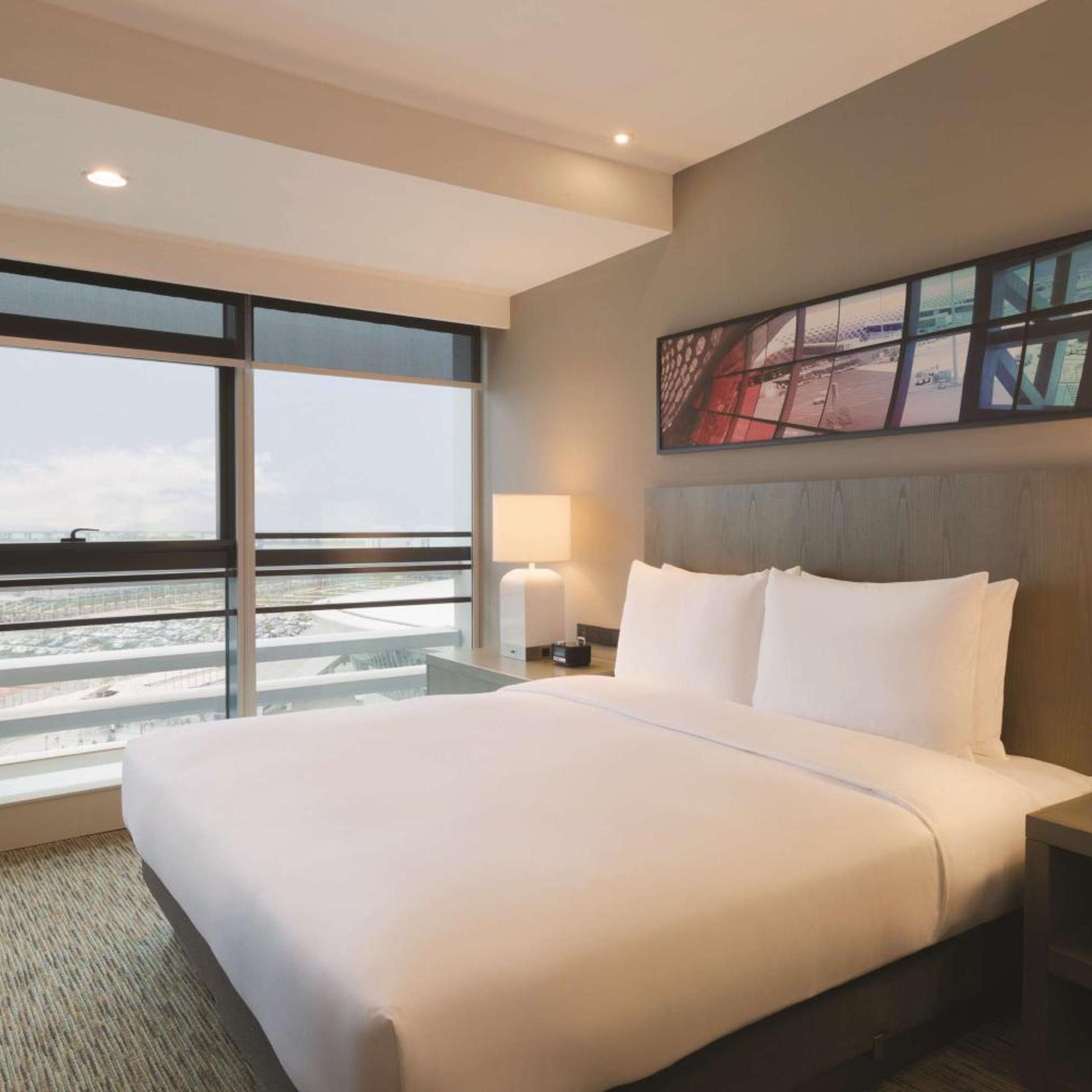 Specialty, Suite, King Bed, Sofa