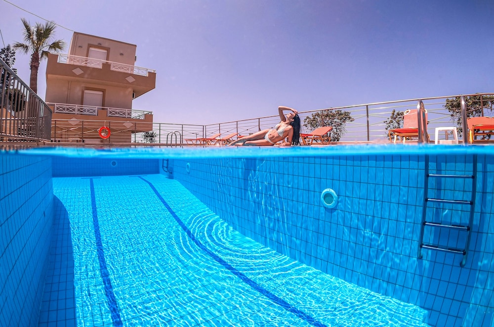 SUNRISE APARTMENTS CRETE 20/50