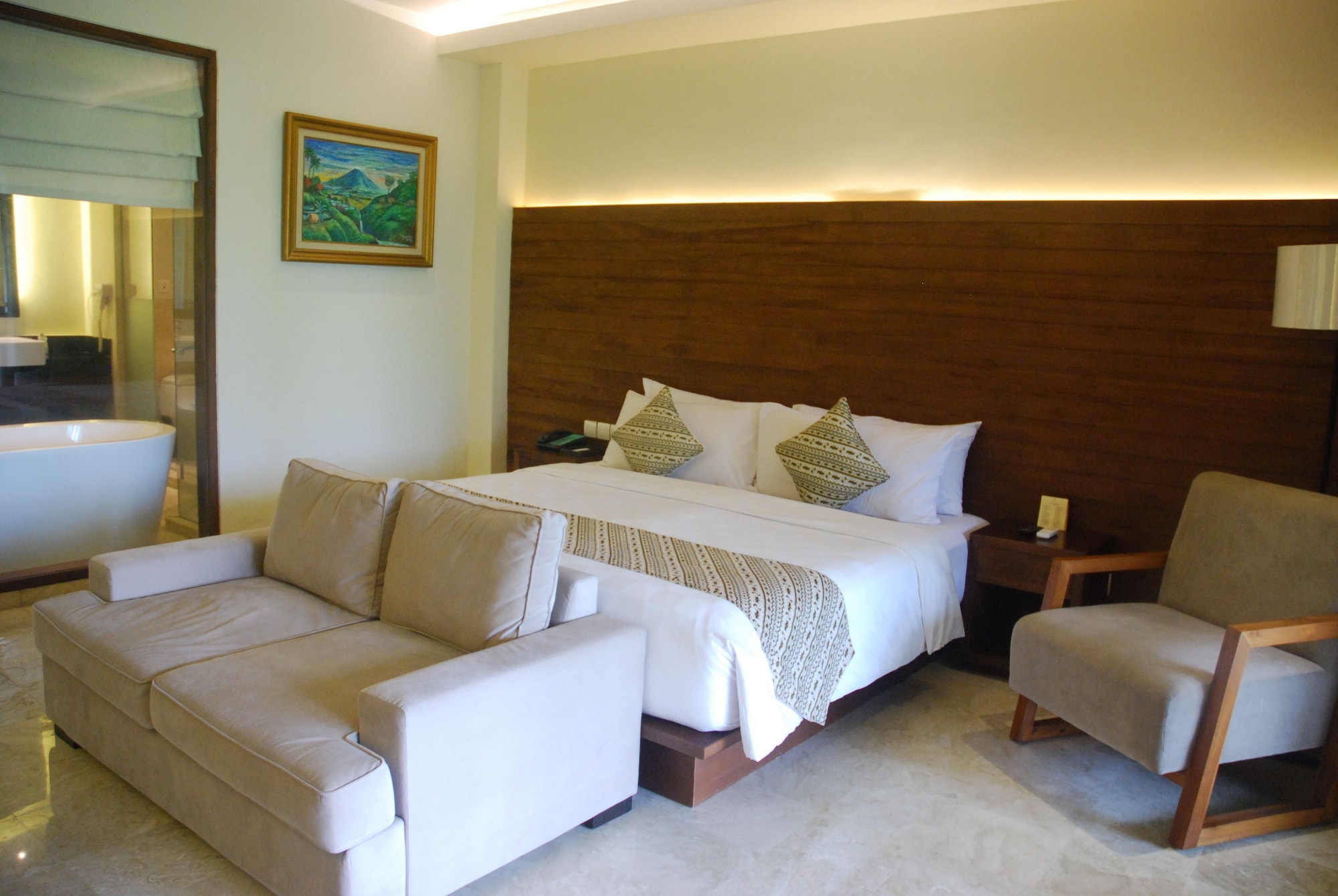 Junior Suite, Pool View