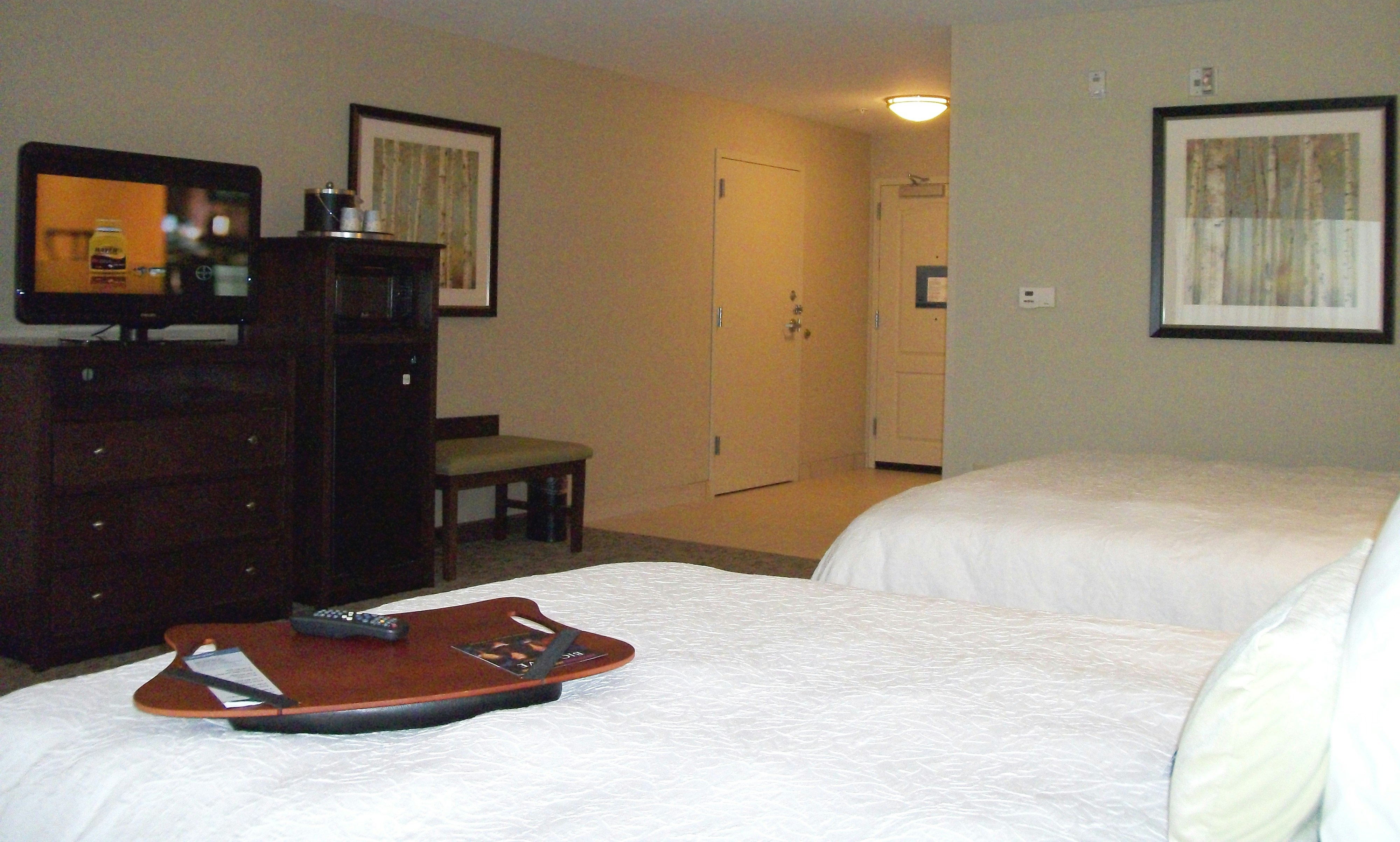 Hampton Inn Suites Manteca 18/50