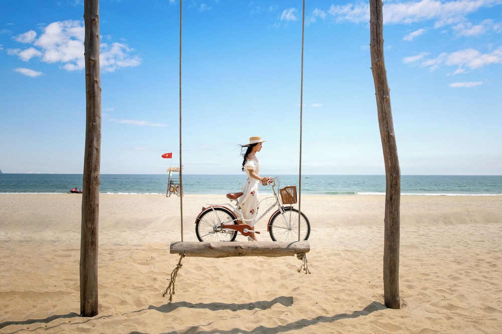 Viet Long Hoi An Beach Hotel 50/53