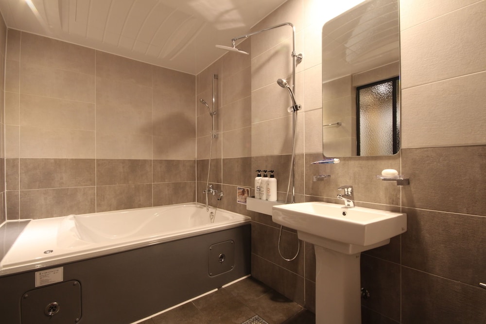 Boutique Hotel May 34/35