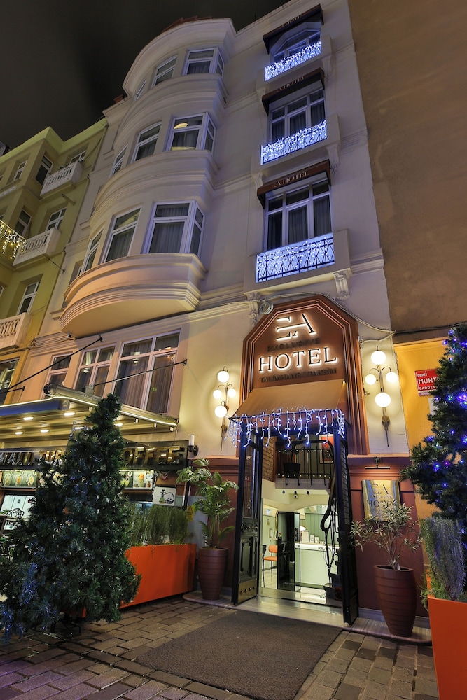EA Exclusive Hotel & Kocatepe 4/57
