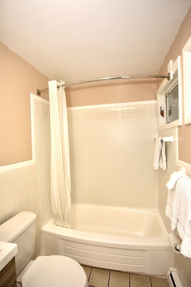 Budget Inn - Syracuse Airport 36/37