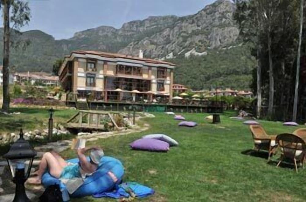 KERME OTTOMAN PALACE 66/68