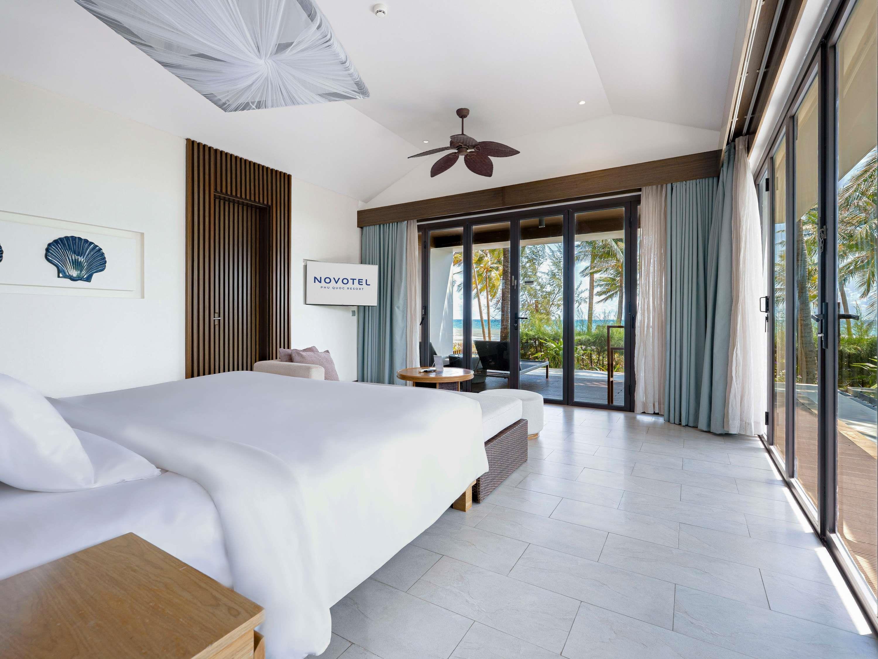 Deluxe, Bungalow, Beach Front, Private Pool