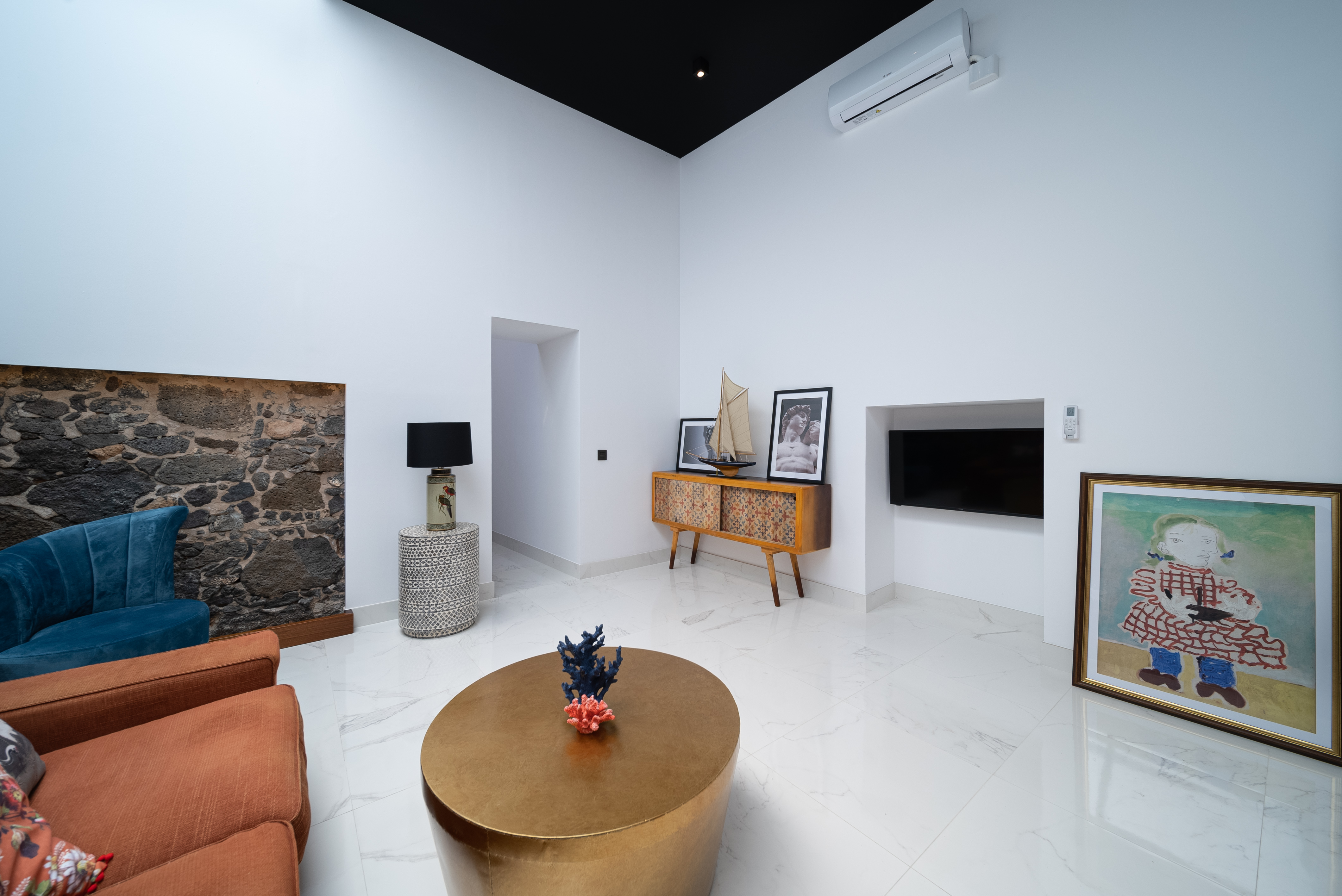 El Charco Suites 28/50