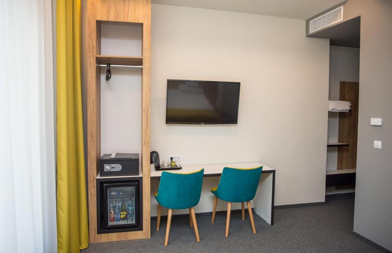Bistrita Hotel 43/55