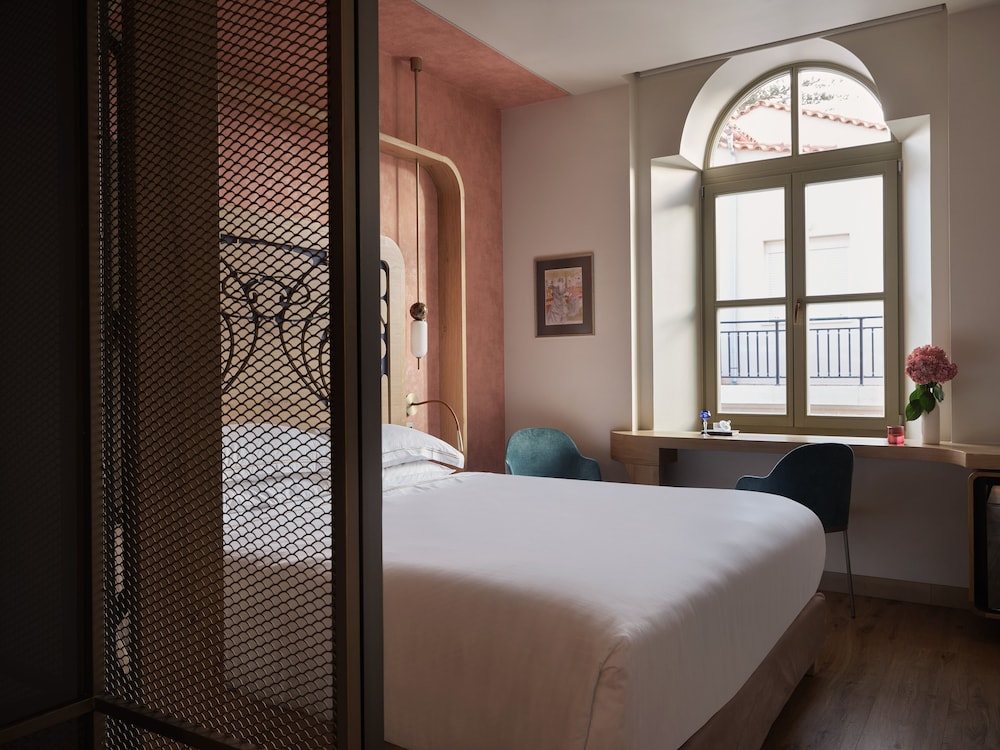 Domus Blanc Boutique Hotel 18/60