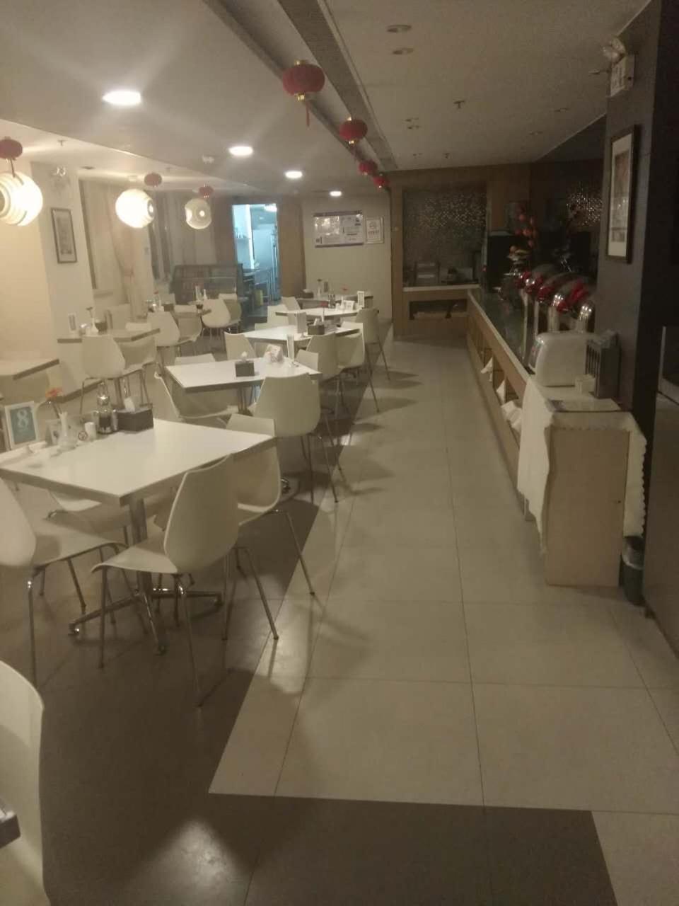 Jinjiang Inn(Beijing Universal Resort Tongzhou Beiyuan Subway Station) 16/26