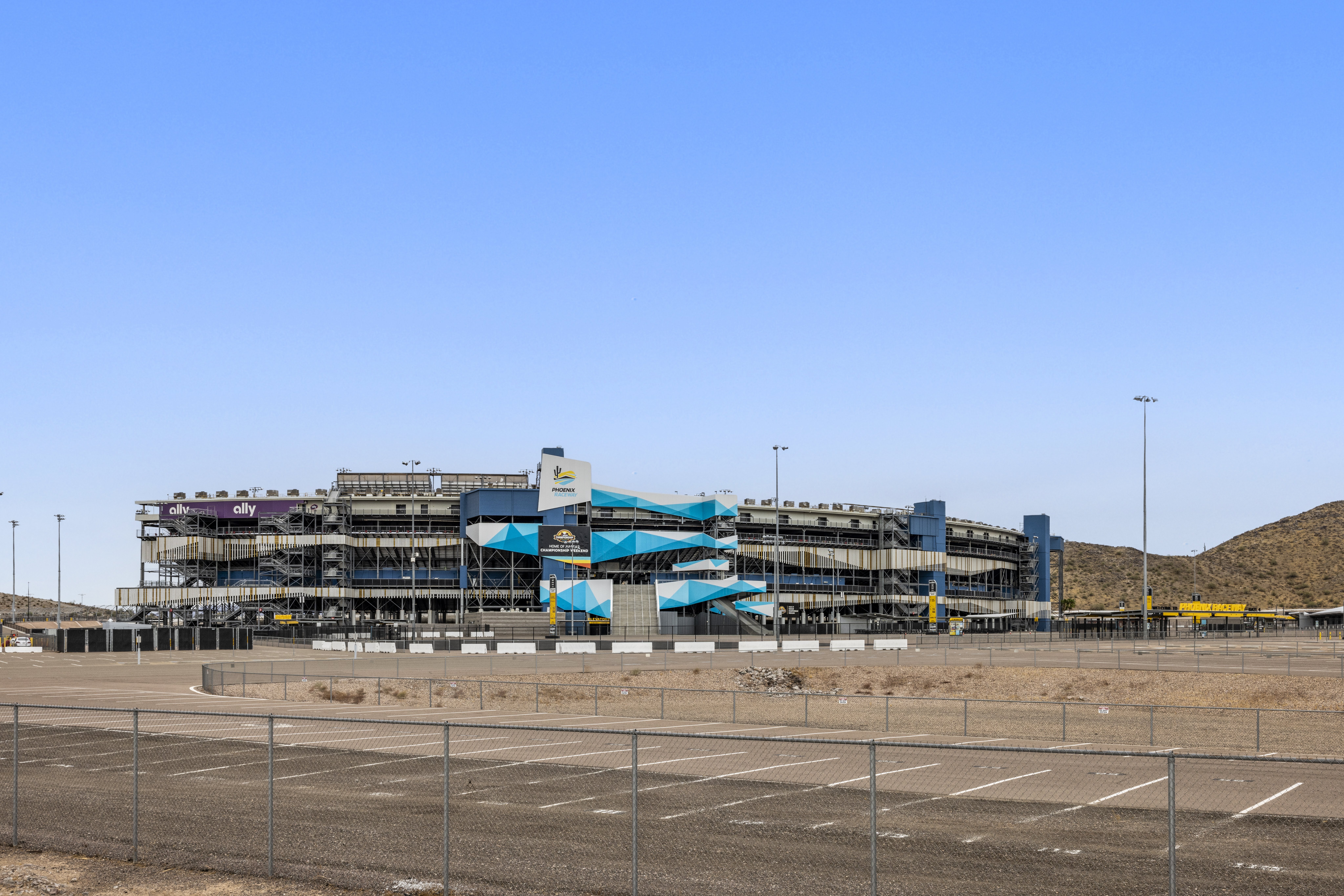 Holiday Inn Express & Suites - Phoenix West - Tolleson an IHG Hotel 46/50