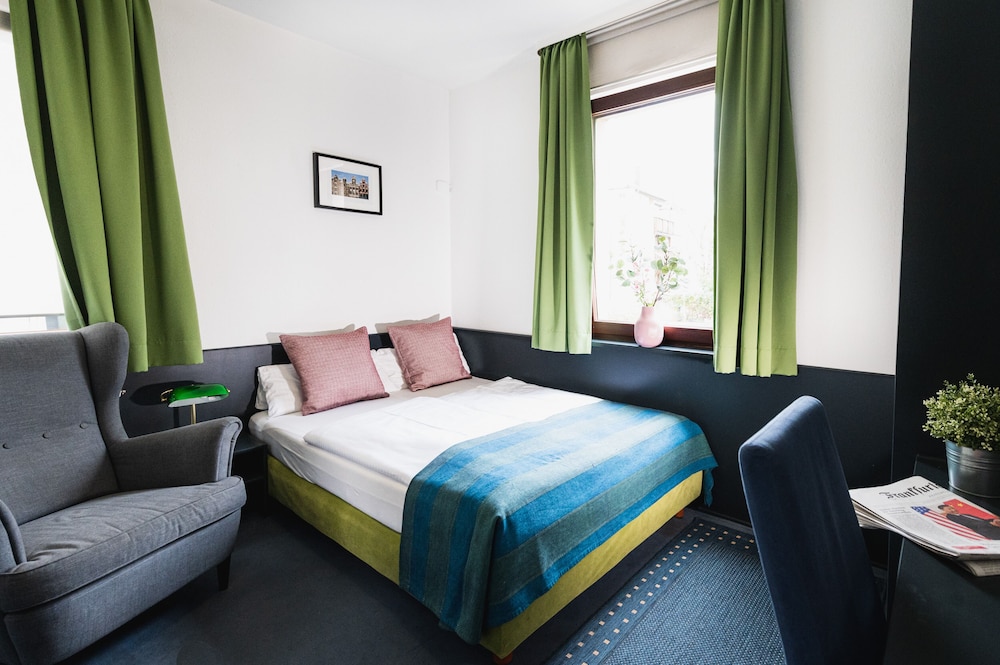 City Hotel Fellbach 24H CHECK-IN 4/26